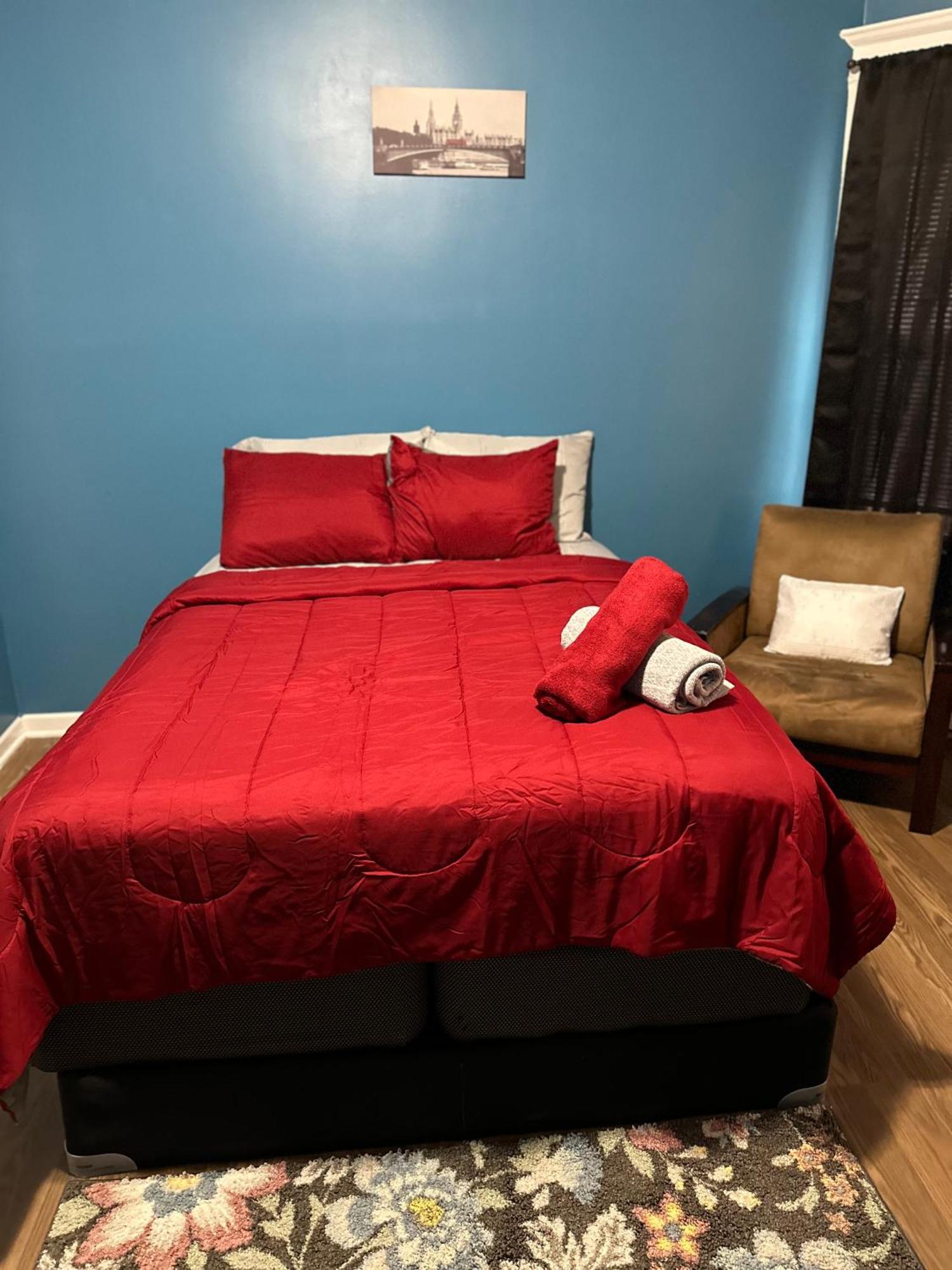 Fidelia Garnet Room, Queen Bed Minutes From Newark Liberty International Airport And Newark Penn Station ภายนอก รูปภาพ